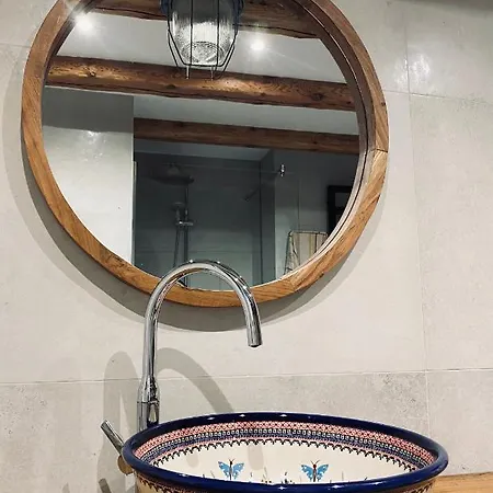 Apartament W Centrum Boleslawca 아파트