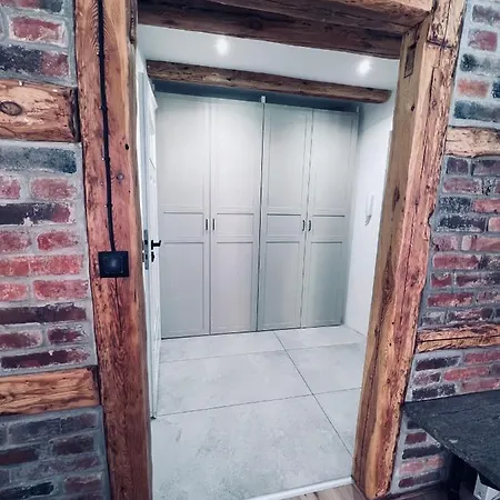 Apartament W Centrum Boleslawca 아파트